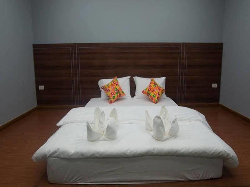 Kanvela Resort Καντσαναμπούρι Εξωτερικό φωτογραφία
